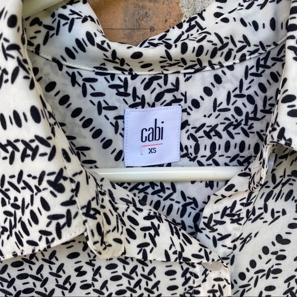 Cabi Black White Abstract Pattern Split-Back Butt… - image 3